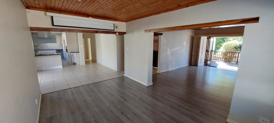 5 Bedroom Property for Sale in Ferreira Town Eastern Cape